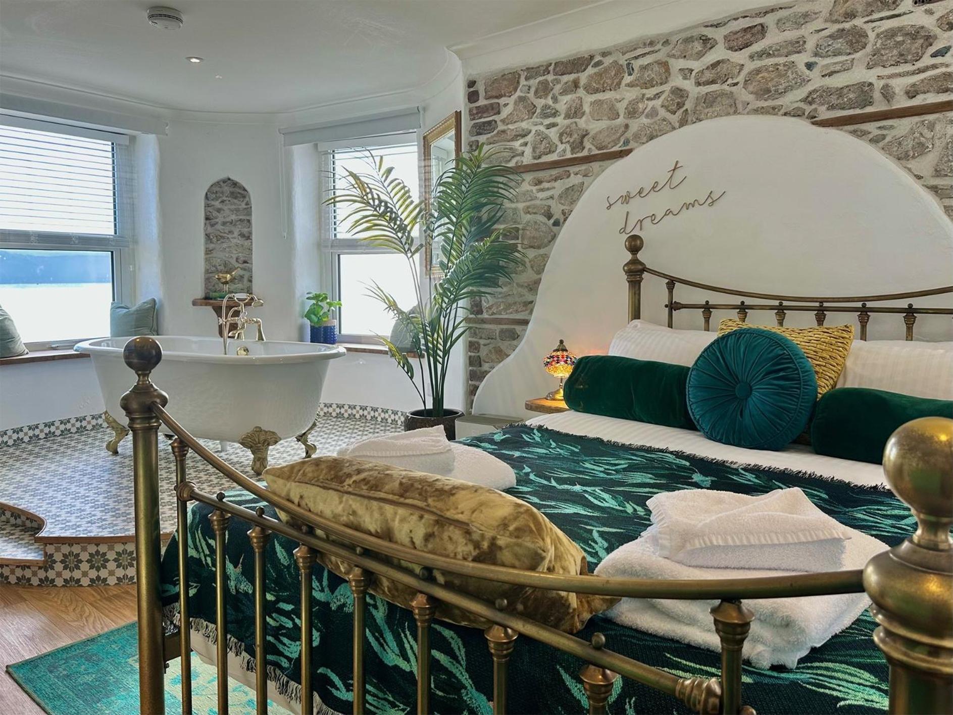 Seafront Cottage - Beach Access - Pet Friendly Plymouth Esterno foto